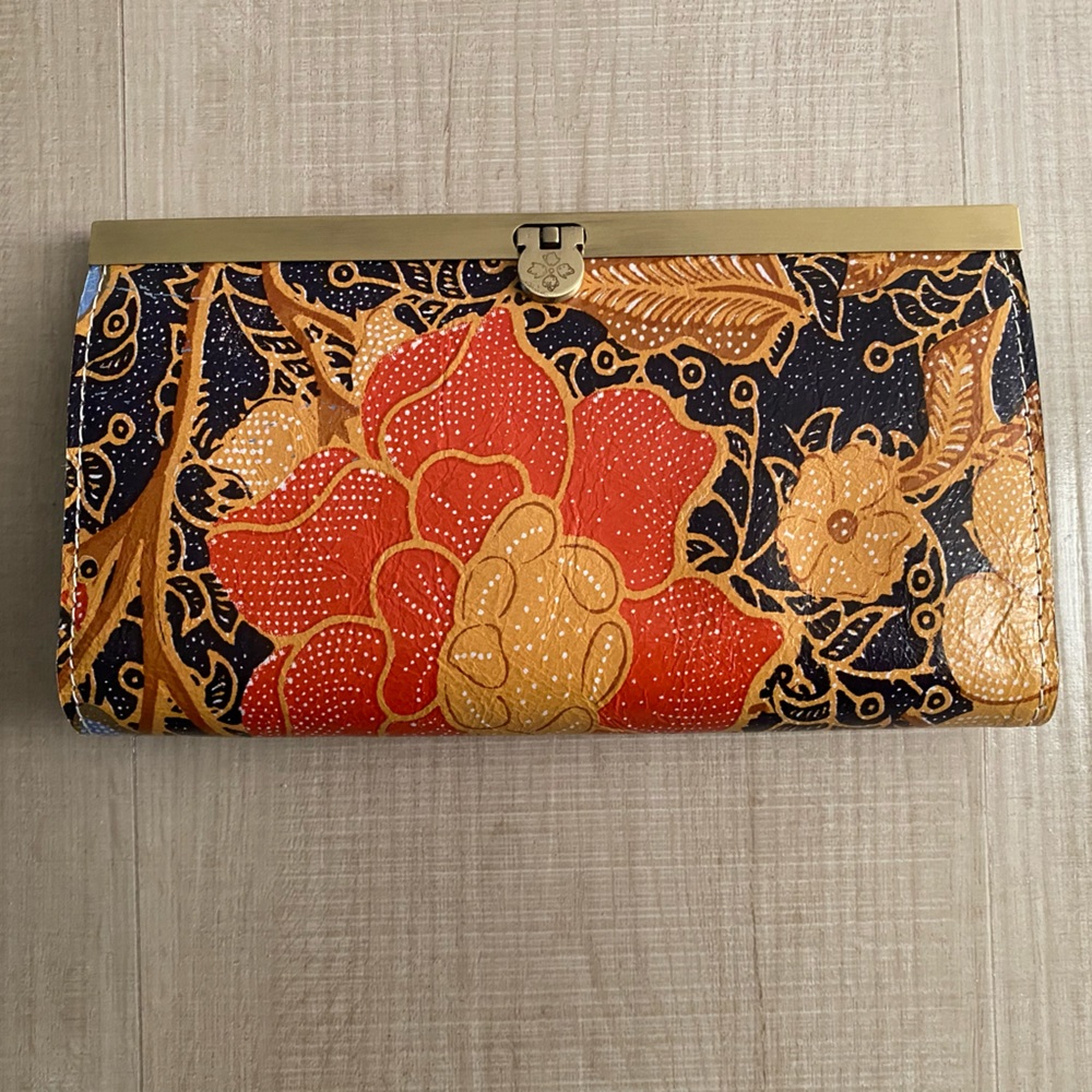 Patricia Nash Wallet